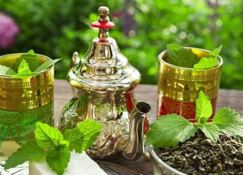 4 Razones para Tomar un Té en Marruecos