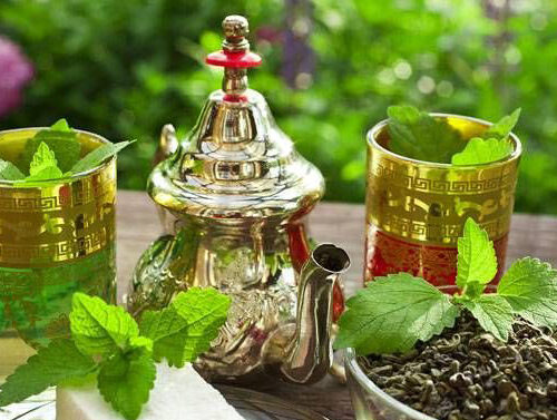 4 Razones para Tomar un Té en Marruecos